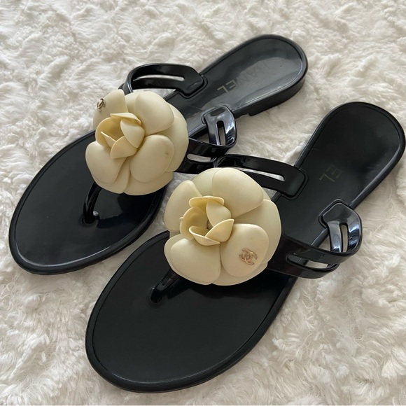 Chanel Sandals CC Camellia Flower Rubber Jelly Thong Flip Flop Sandals - Picture 1 of 11